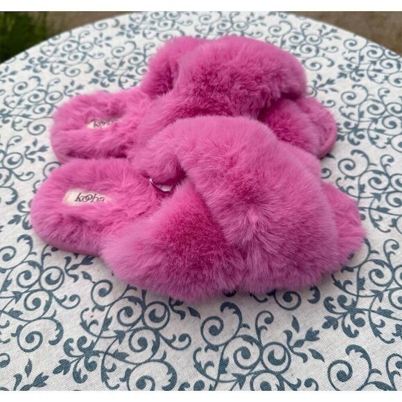 Kooba Women's Pink Fuzzy Cross Band Slide Slippers Size L 9-10 - Picture 1 of 4